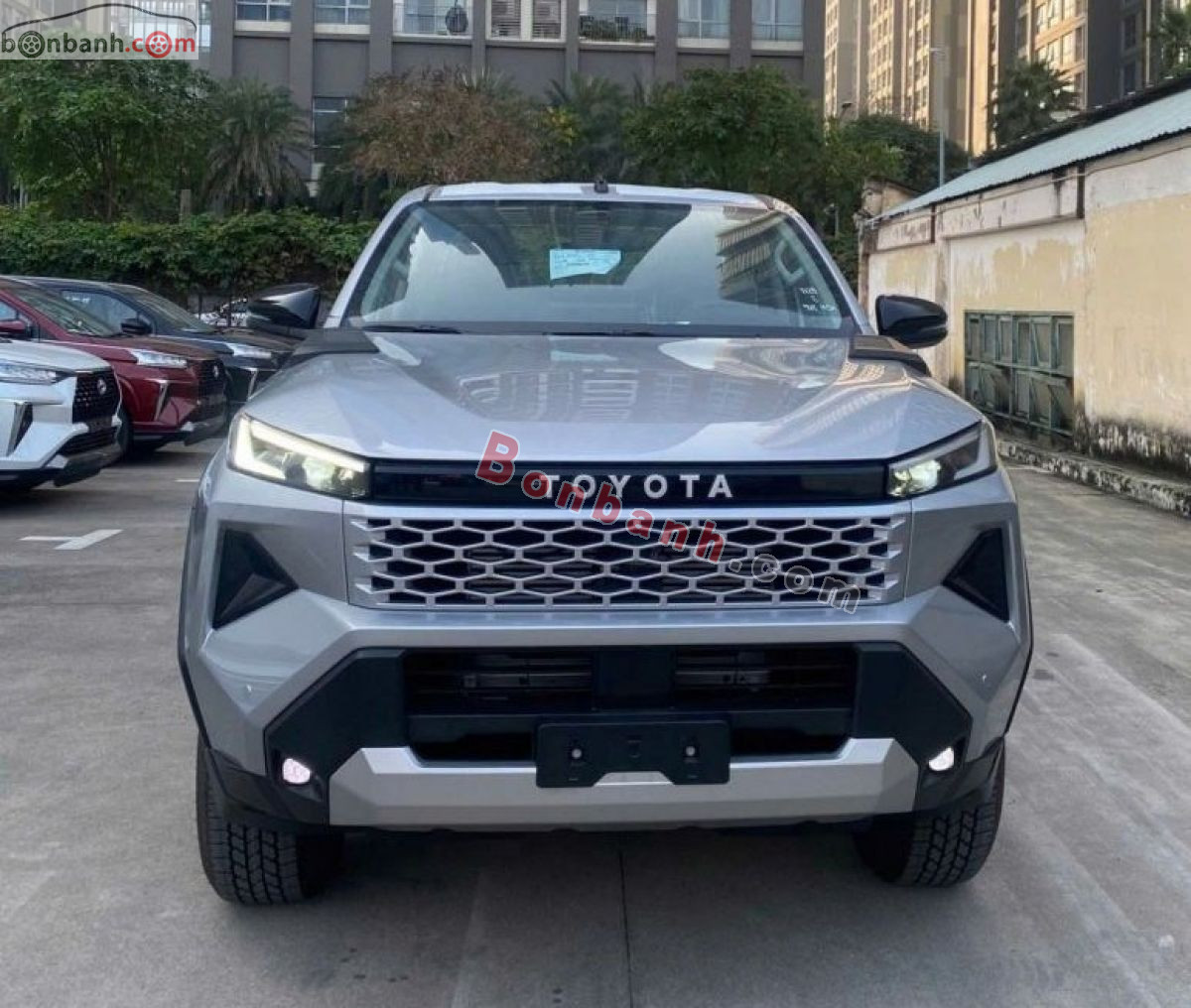Bán ô tô Toyota Hilux Pro 2.8L 4x2 AT - 2026 - xe mới