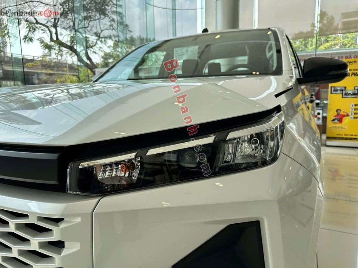 Bán ô tô Toyota Hilux Standard 2.8L 4x2 MT - 2026 - xe mới