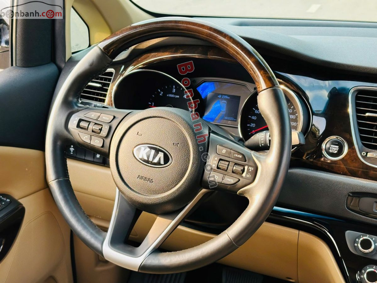 Bán ô tô Kia Sedona 2.2 DAT Deluxe - 2021 - xe cũ