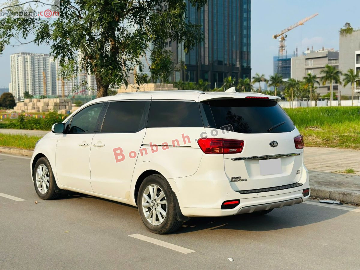 Bán ô tô Kia Sedona 2.2 DAT Deluxe - 2021 - xe cũ