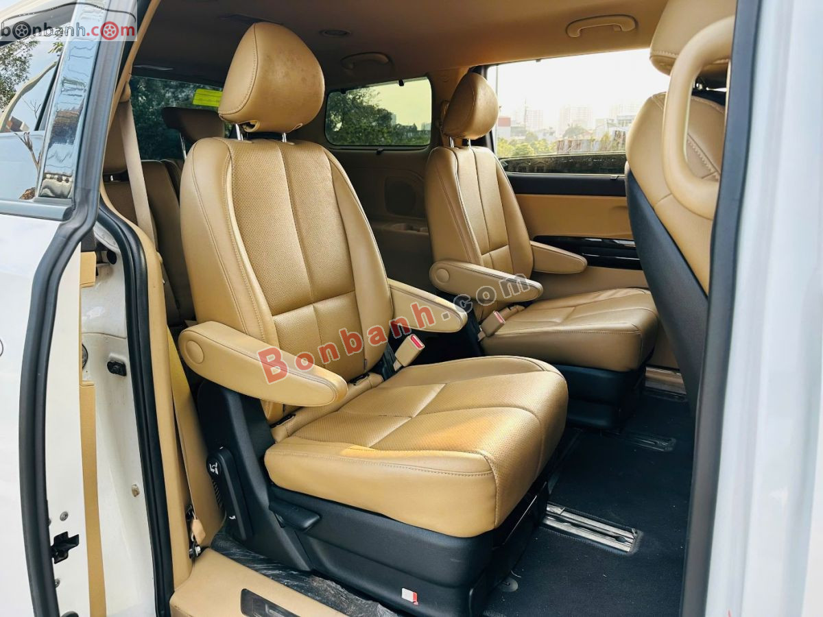 Bán ô tô Kia Sedona 2.2 DAT Deluxe - 2021 - xe cũ