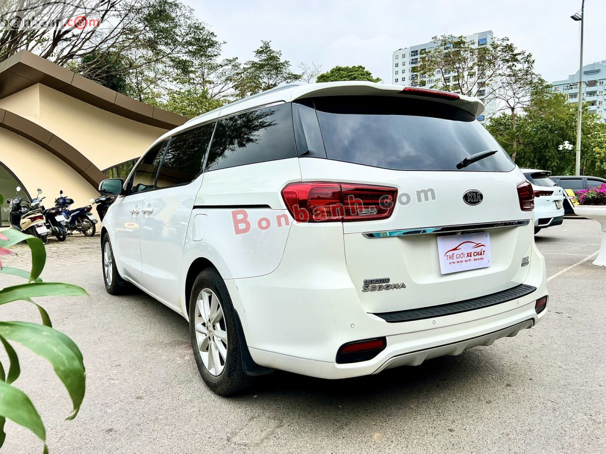 Bán ô tô Kia Sedona 2.2 DAT Deluxe - 2021 - xe cũ