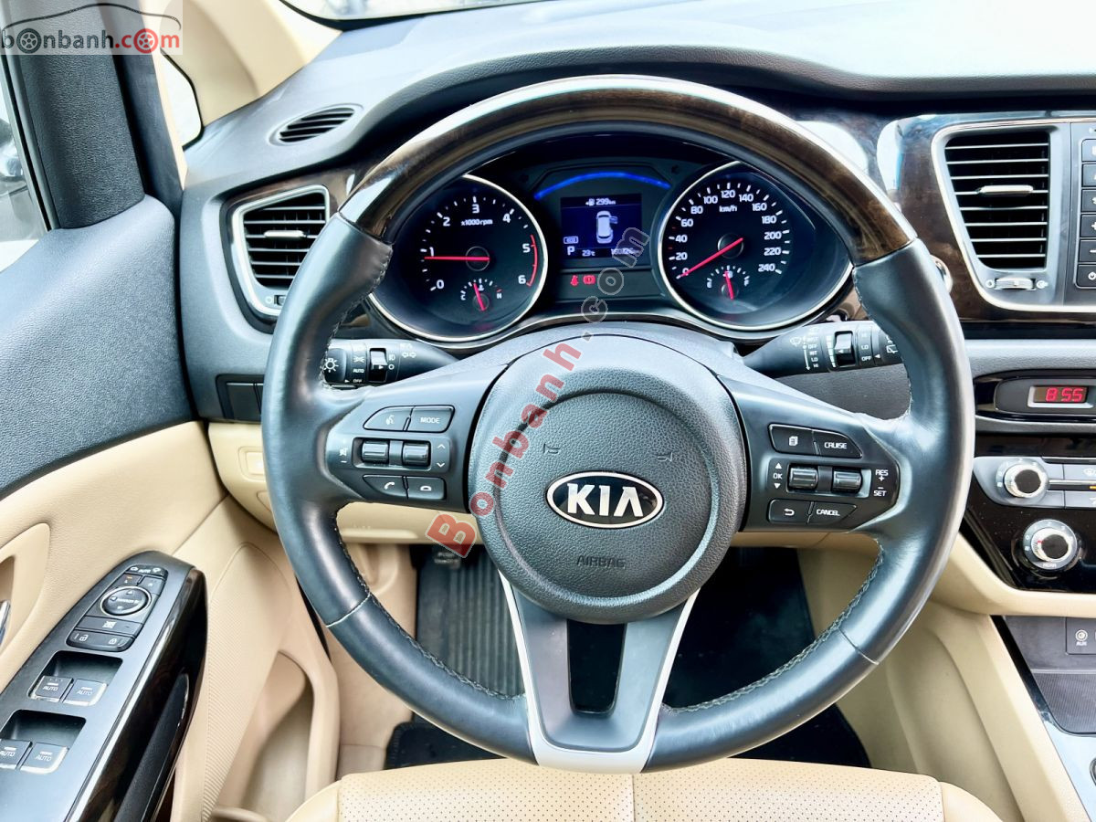 Bán ô tô Kia Sedona 2.2 DAT Deluxe - 2021 - xe cũ