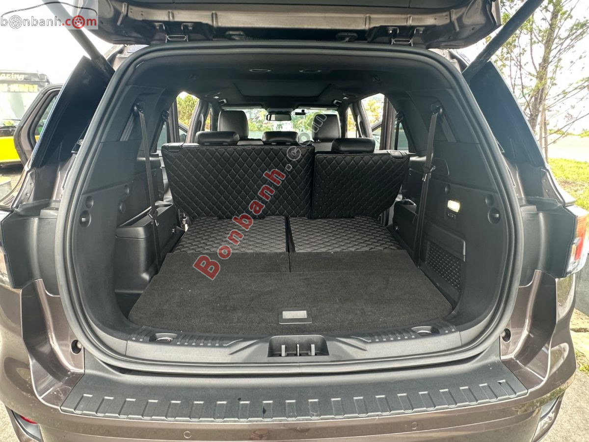 Bán ô tô Ford Everest Titanium Plus 2.0L 4x4 AT - 2022 - xe cũ