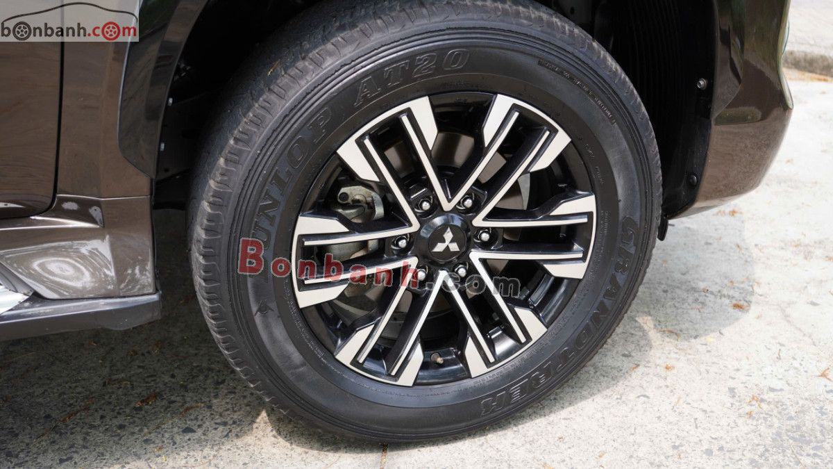 Bán ô tô Mitsubishi Pajero Sport 2.4D 4x2 AT - 2020 - xe cũ