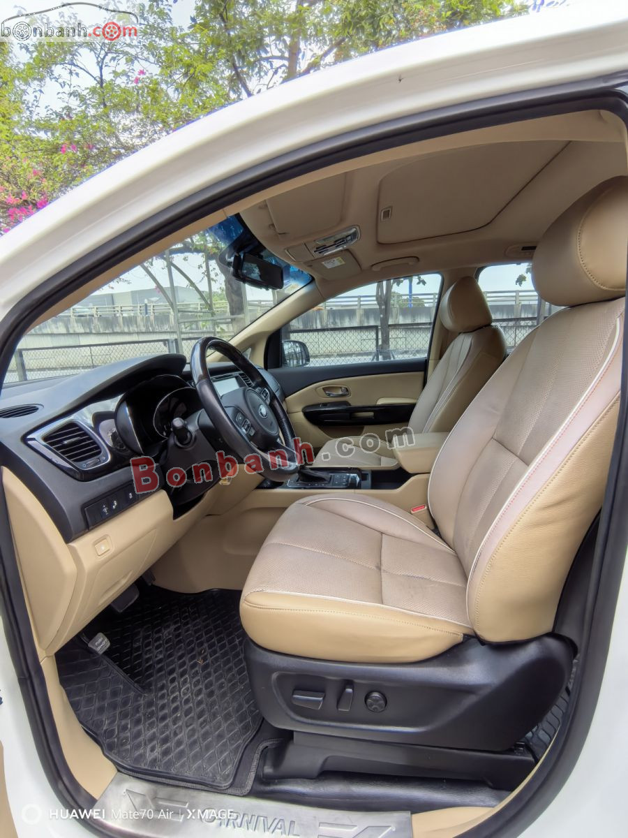 Bán ô tô Kia Sedona 2.2L DATH - 2018 - xe cũ