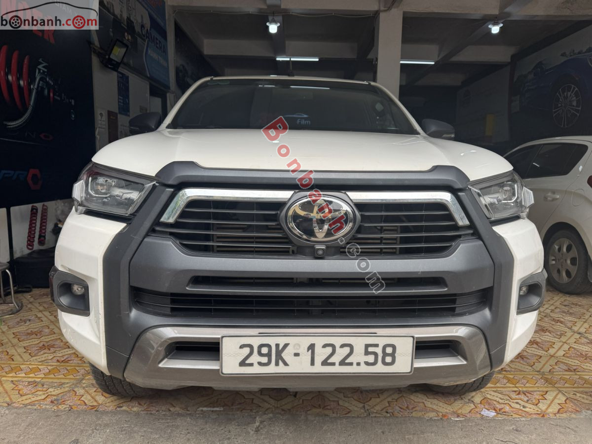 Bán ô tô Toyota Hilux Adventure 2.8L 4x4 AT - 2024 - xe cũ