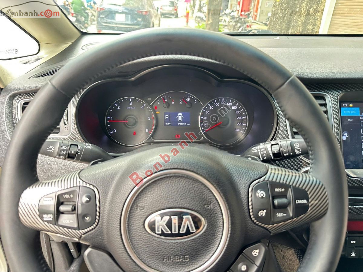 Bán ô tô Kia Rondo DAT - 2016 - xe cũ