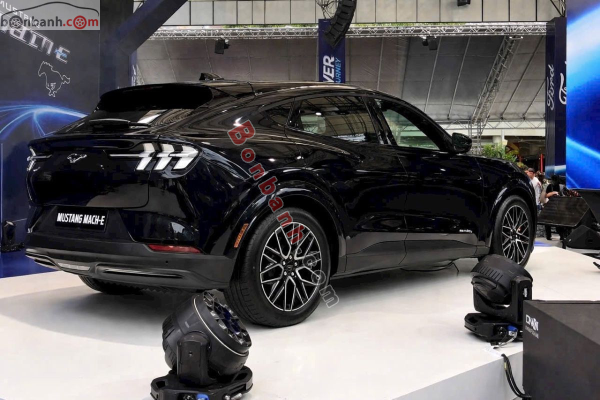 Bán ô tô Ford Mustang Mach-E Premium AWD - 2025 - xe mới