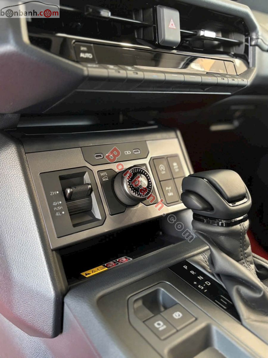 Bán ô tô Toyota Hilux Trailhunter 2.8L 4x4 AT - 2026 - xe mới