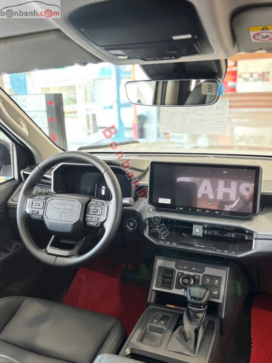 Bán ô tô Toyota Hilux Trailhunter 2.8L 4x4 AT - 2026 - xe mới