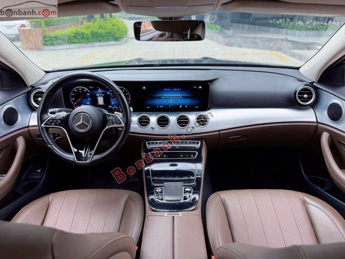 Bán ô tô Mercedes Benz E class E180 - 2022 - xe cũ