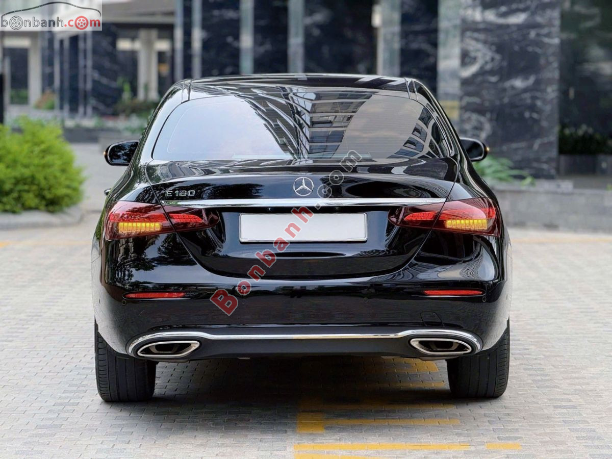 Bán ô tô Mercedes Benz E class E180 - 2022 - xe cũ