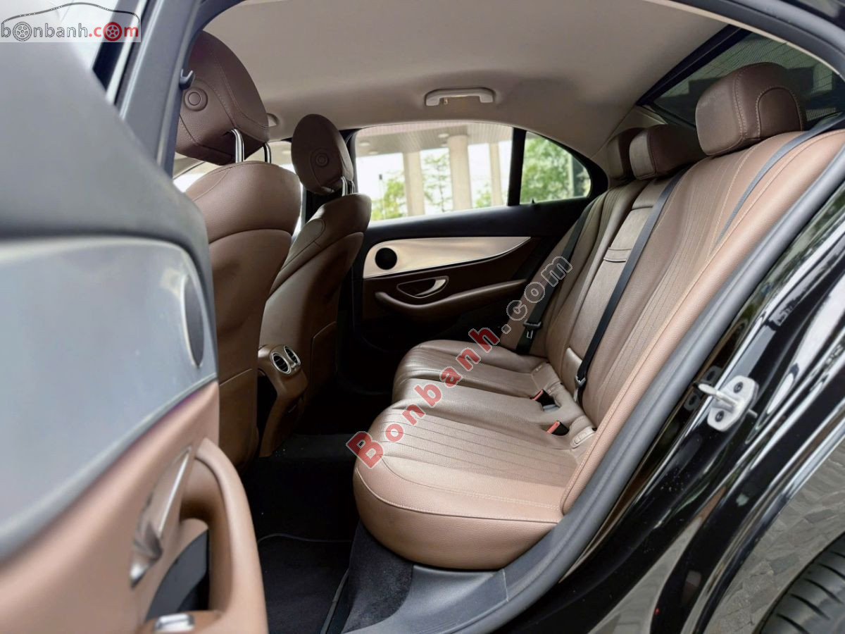 Bán ô tô Mercedes Benz E class E180 - 2022 - xe cũ
