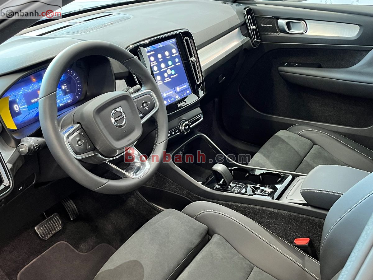 Bán ô tô Volvo XC40 Ultra B5 AWD - 2025 - xe mới