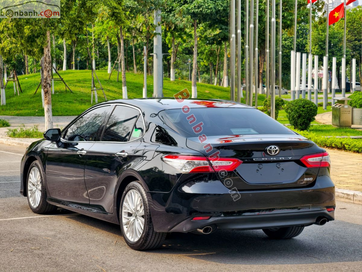 Bán ô tô Toyota Camry 2.5Q - 2021 - xe cũ