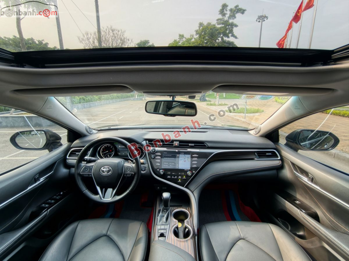 Bán ô tô Toyota Camry 2.5Q - 2021 - xe cũ