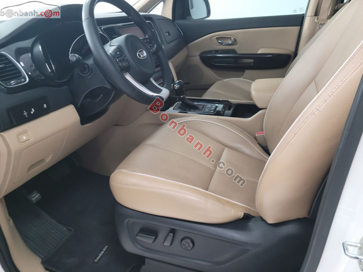 Bán ô tô Kia Sedona 2.2L DATH - 2017 - xe cũ