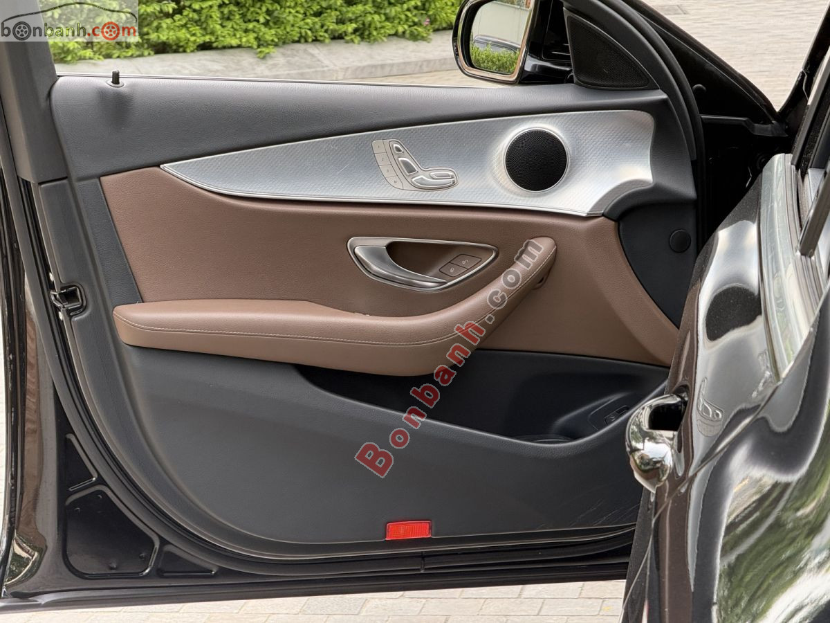 Bán ô tô Mercedes Benz E class E180 - 2022 - xe cũ