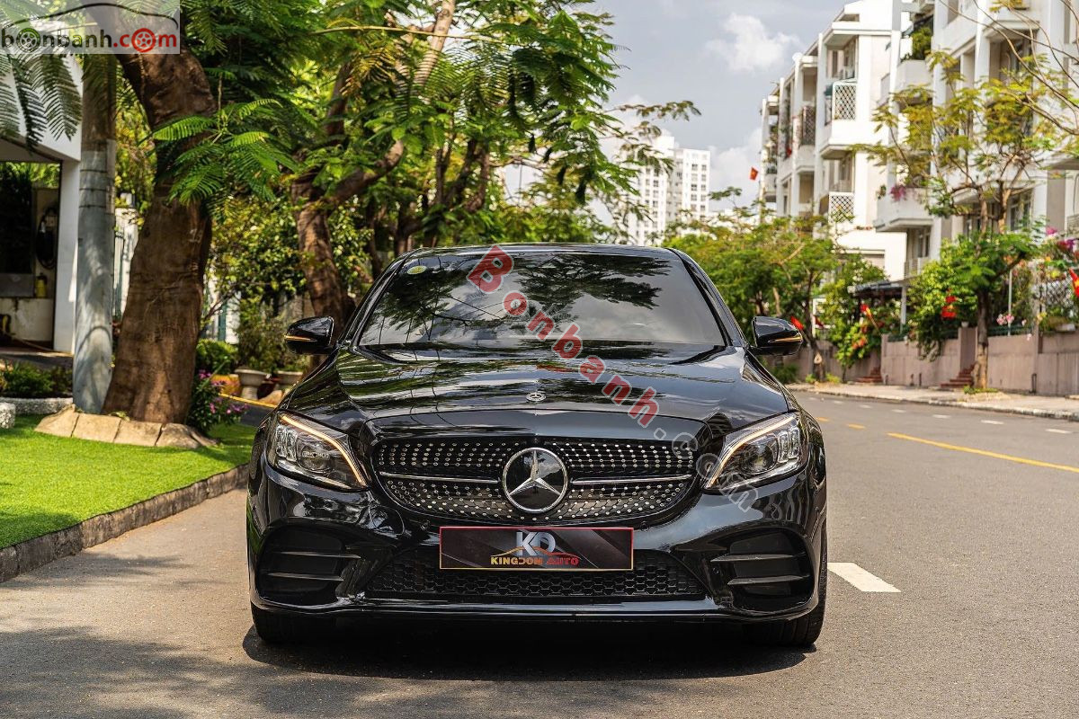 Bán ô tô Mercedes Benz C class C300 AMG - 2019 - xe cũ