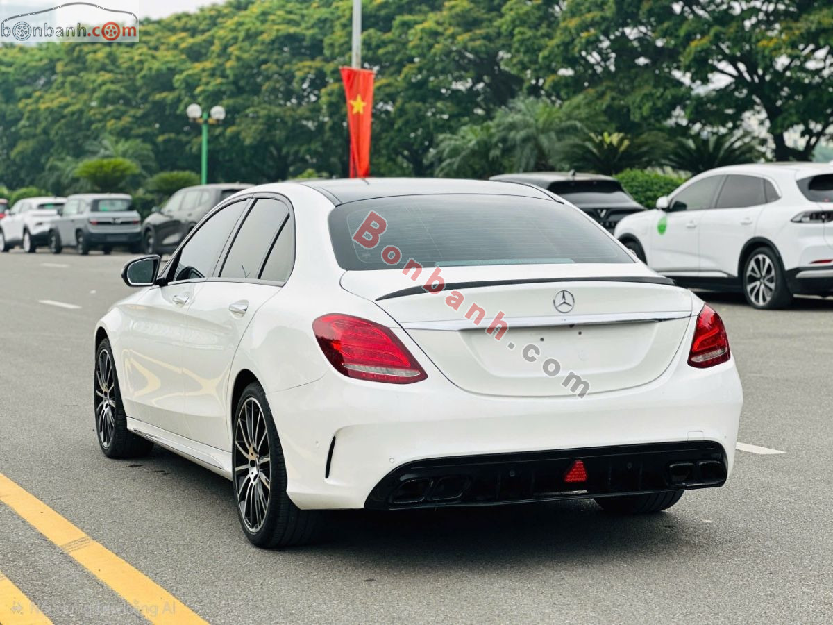 Bán ô tô Mercedes Benz C class C300 AMG - 2017 - xe cũ