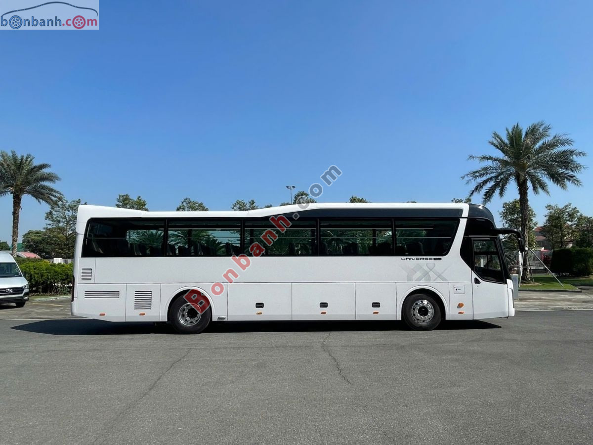 Bán ô tô Hyundai Universe Prestige 47S - 2026 - xe mới