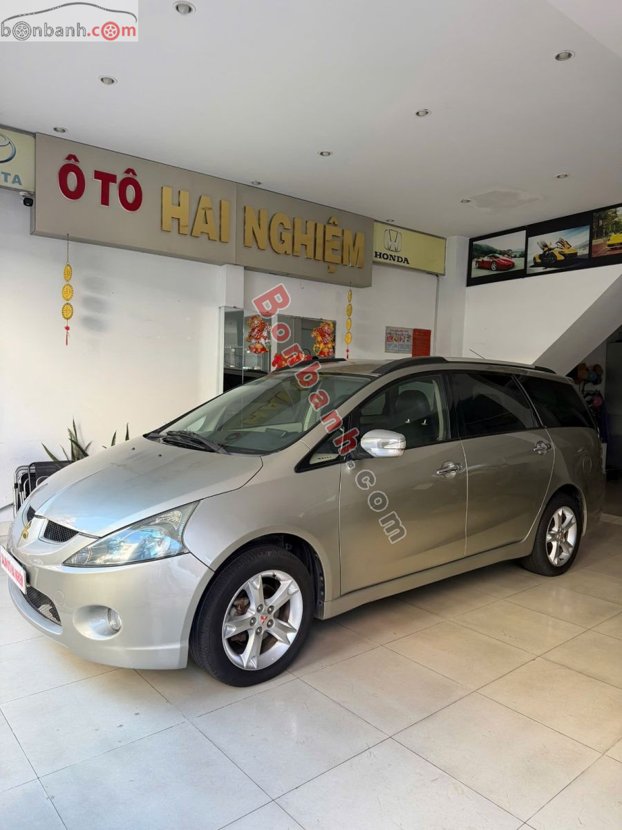 Bán ô tô Mitsubishi Grandis 2.4 AT - 2008 - xe cũ
