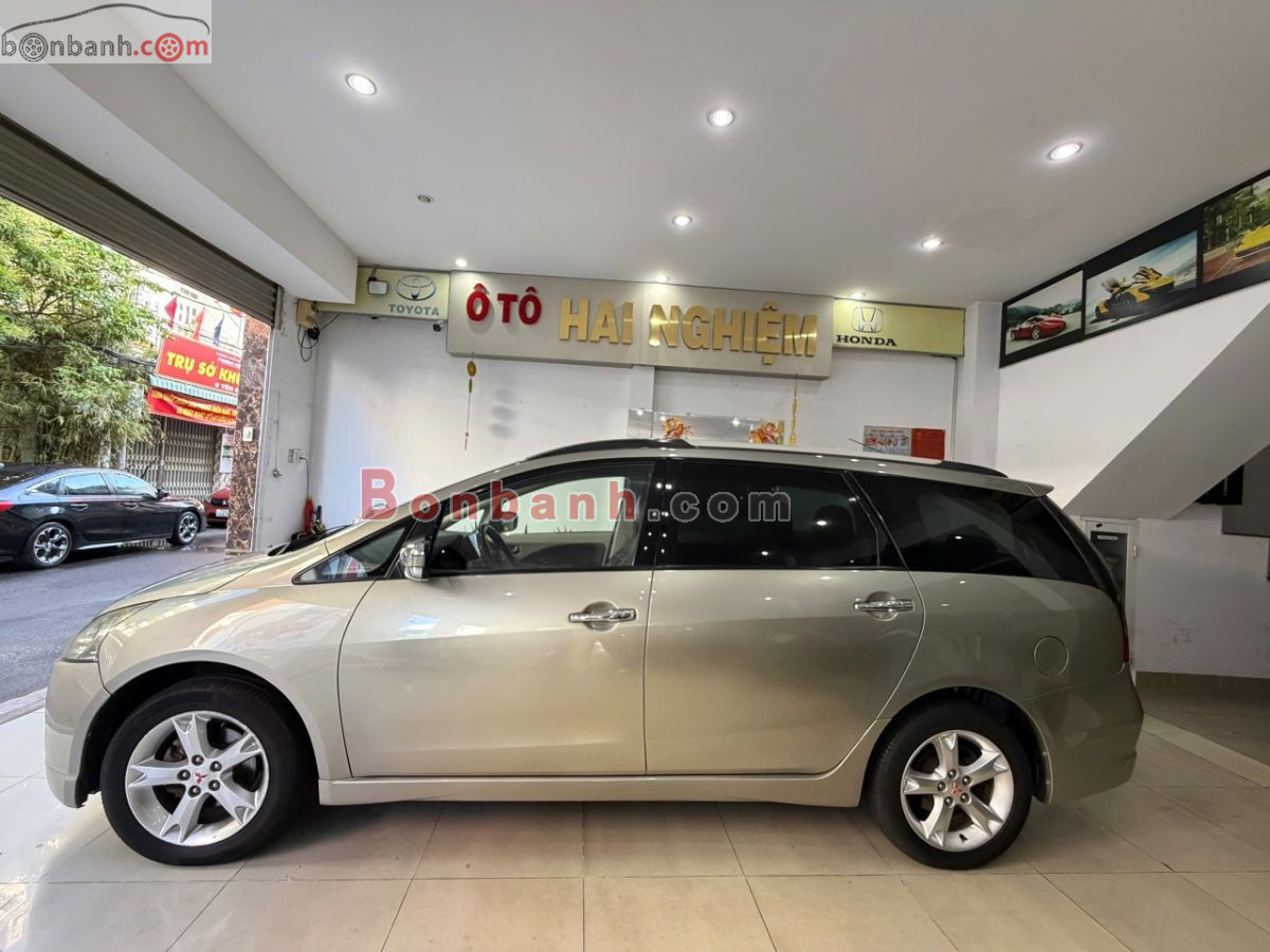 Bán ô tô Mitsubishi Grandis 2.4 AT - 2008 - xe cũ
