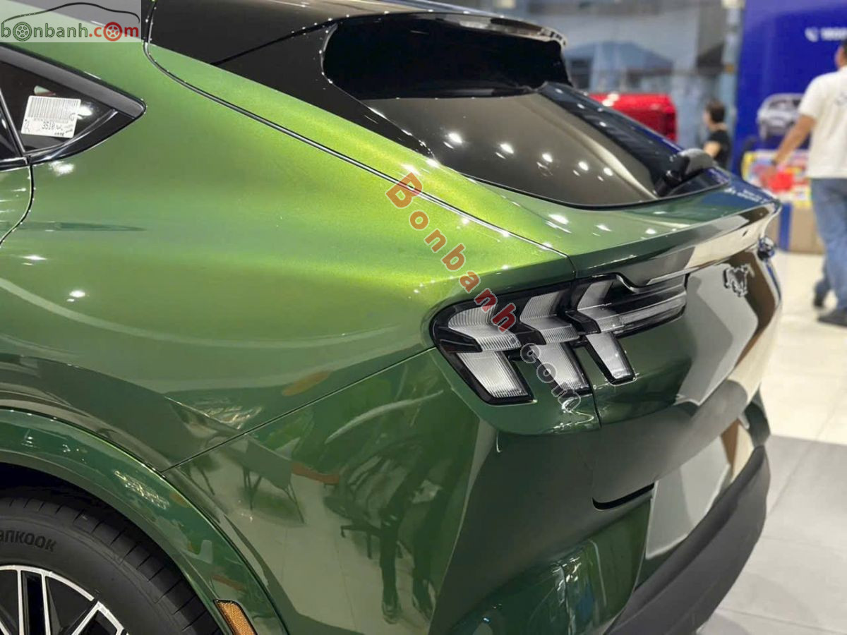 Bán ô tô Ford Mustang Mach-E Premium AWD - 2025 - xe mới