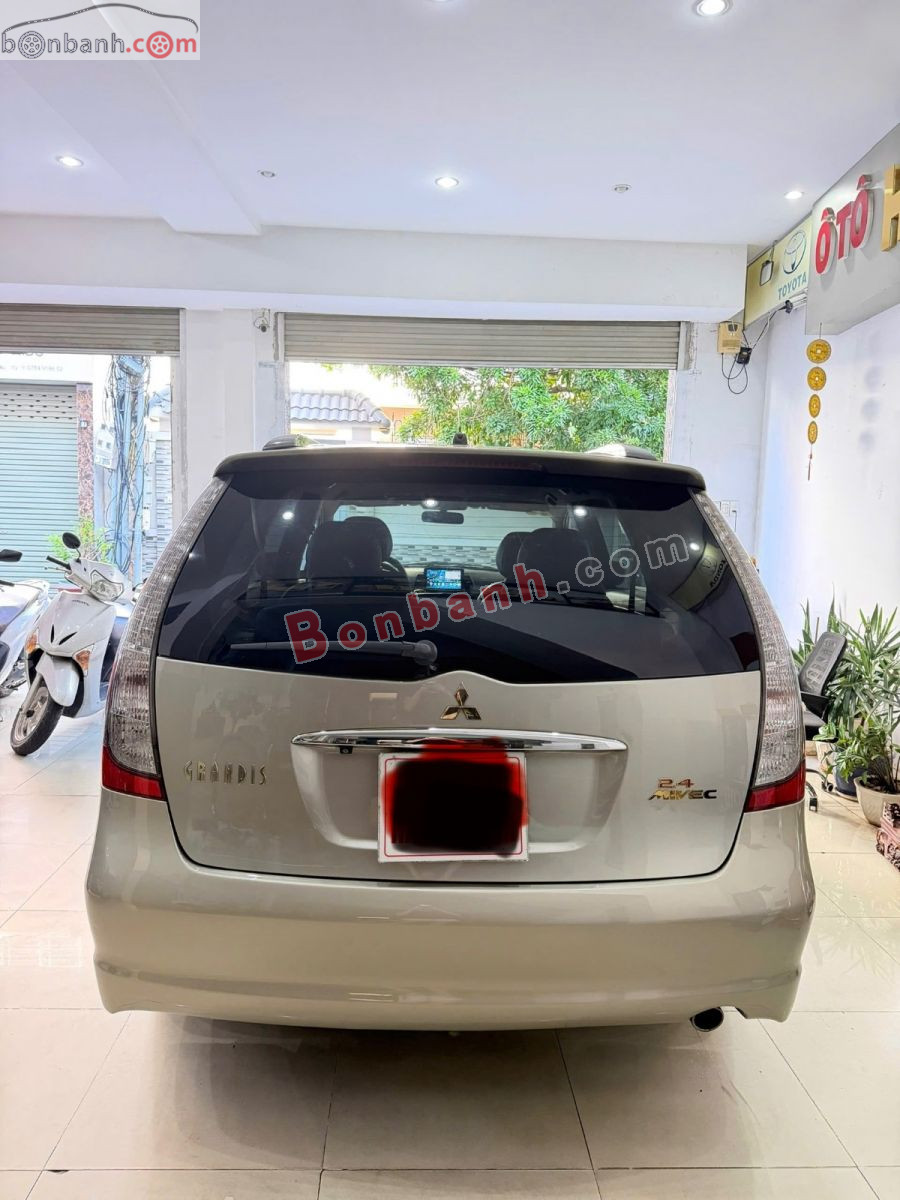 Bán ô tô Mitsubishi Grandis 2.4 AT - 2008 - xe cũ