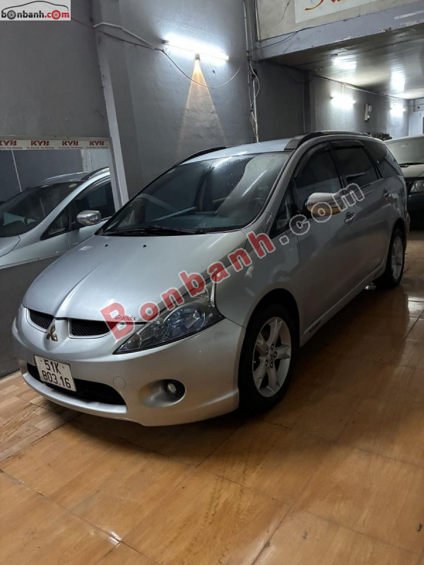 Bán ô tô Mitsubishi Grandis 2.4 AT - 2009 - xe cũ