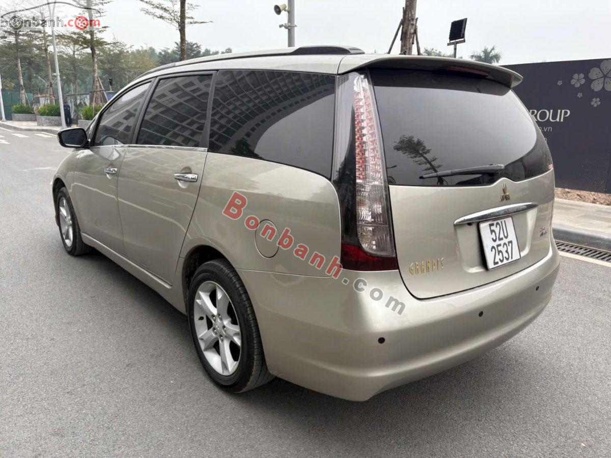 Bán ô tô Mitsubishi Grandis 2.4 AT - 2008 - xe cũ