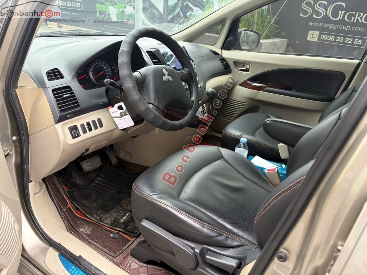 Bán ô tô Mitsubishi Grandis 2.4 AT - 2008 - xe cũ