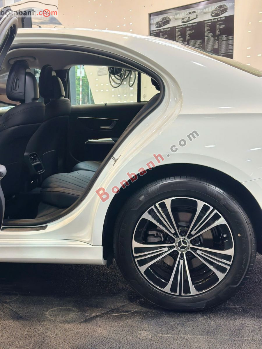 Bán ô tô Mercedes Benz E class E200 Avantgarde - 2026 - xe mới