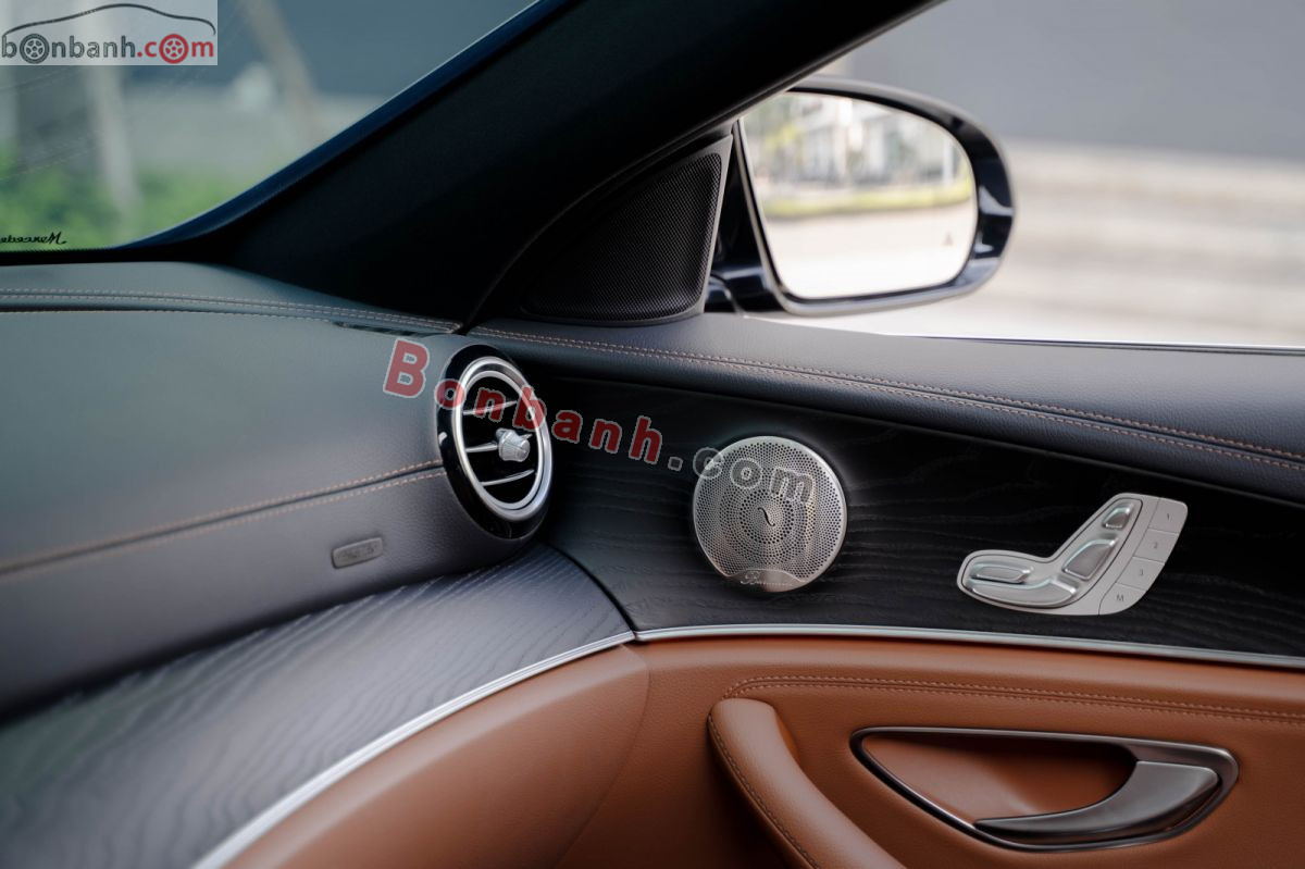 Bán ô tô Mercedes Benz E class E300 AMG - 2023 - xe cũ