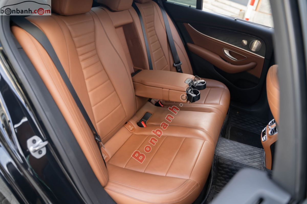 Bán ô tô Mercedes Benz E class E300 AMG - 2023 - xe cũ