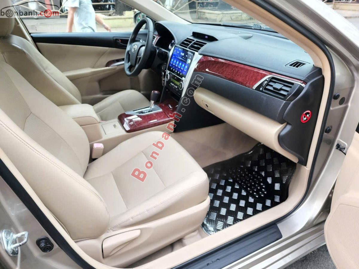 Bán ô tô Toyota Camry 2.0E - 2014 - xe cũ