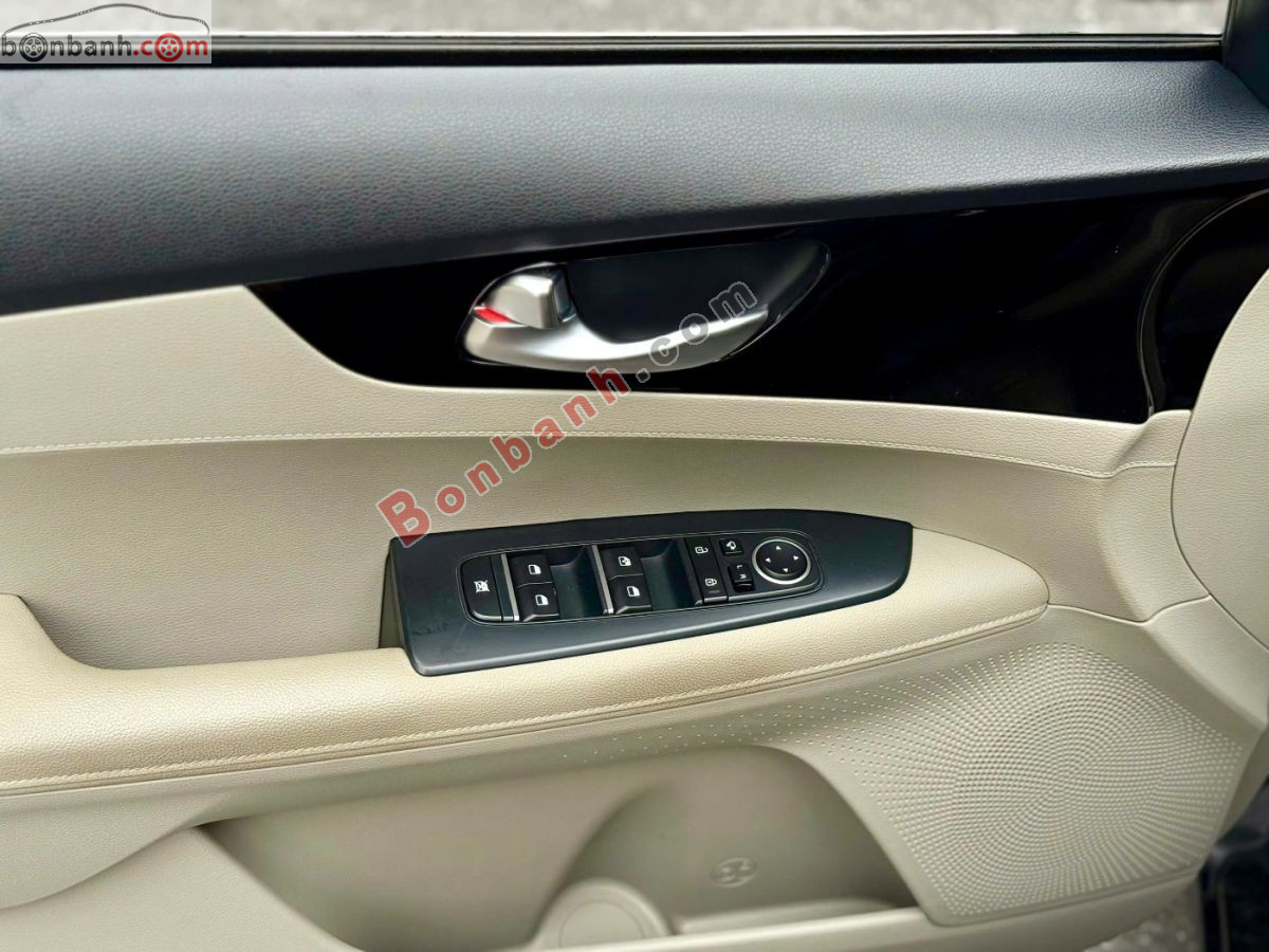 Bán ô tô Kia Cerato 1.6 AT Deluxe - 2019 - xe cũ