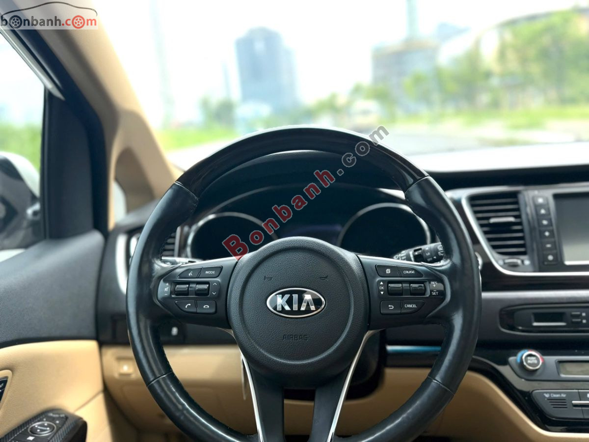 Bán ô tô Kia Sedona 2.2 DAT Luxury - 2020 - xe cũ