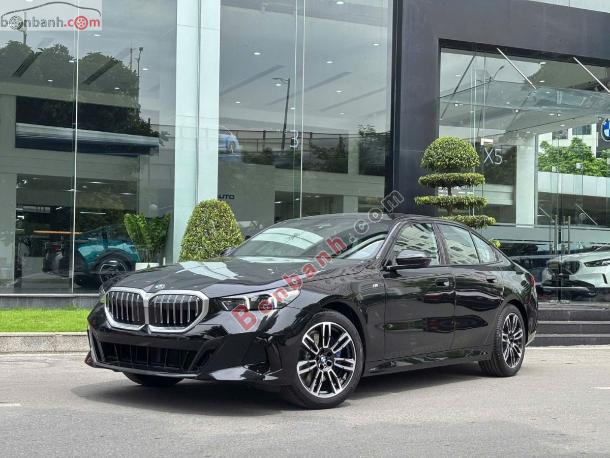 Bán ô tô BMW 5 Series 530i M Sport - 2026 - xe mới