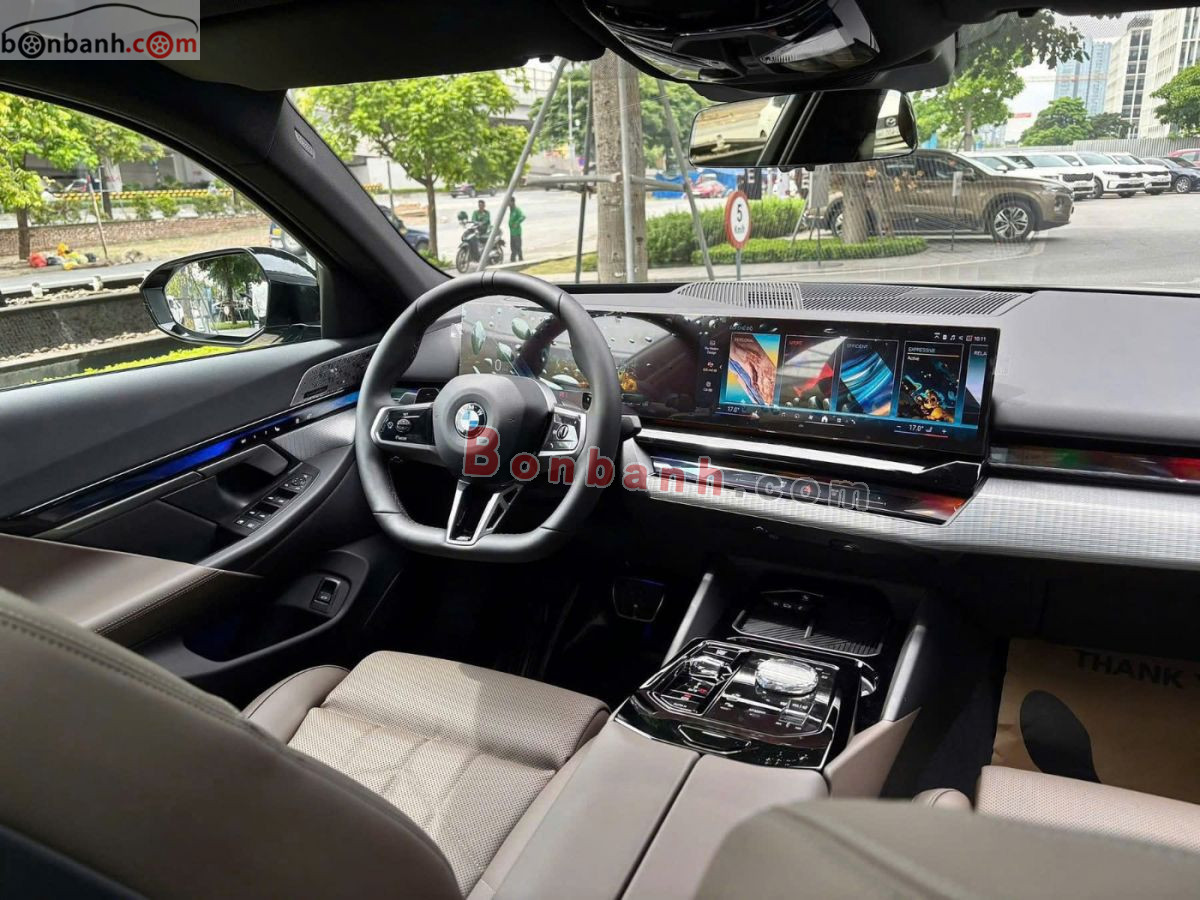 Bán ô tô BMW 5 Series 530i M Sport - 2026 - xe mới