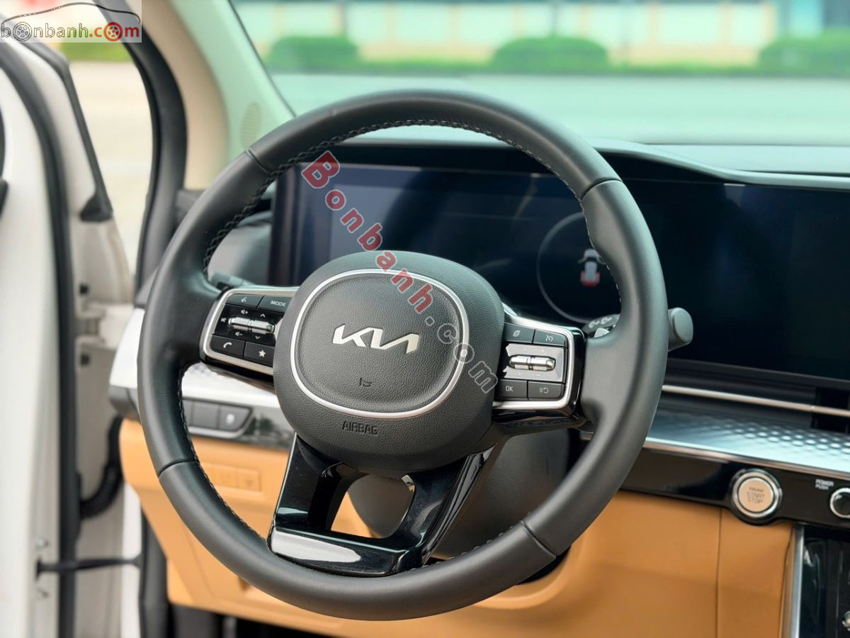 Bán ô tô Kia Carnival Premium 2.2D 8S - 2023 - xe cũ