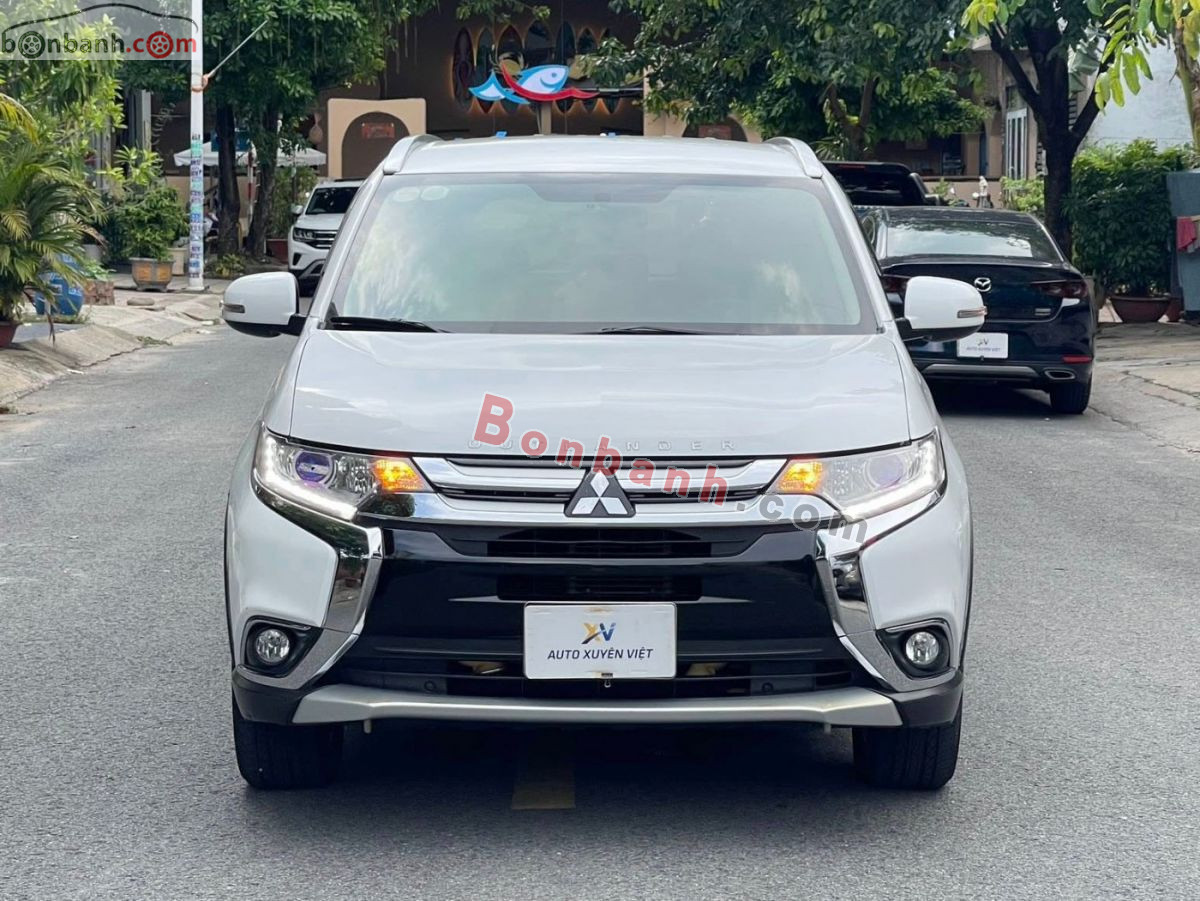Bán ô tô Mitsubishi Outlander 2.0 CVT - 2019 - xe cũ