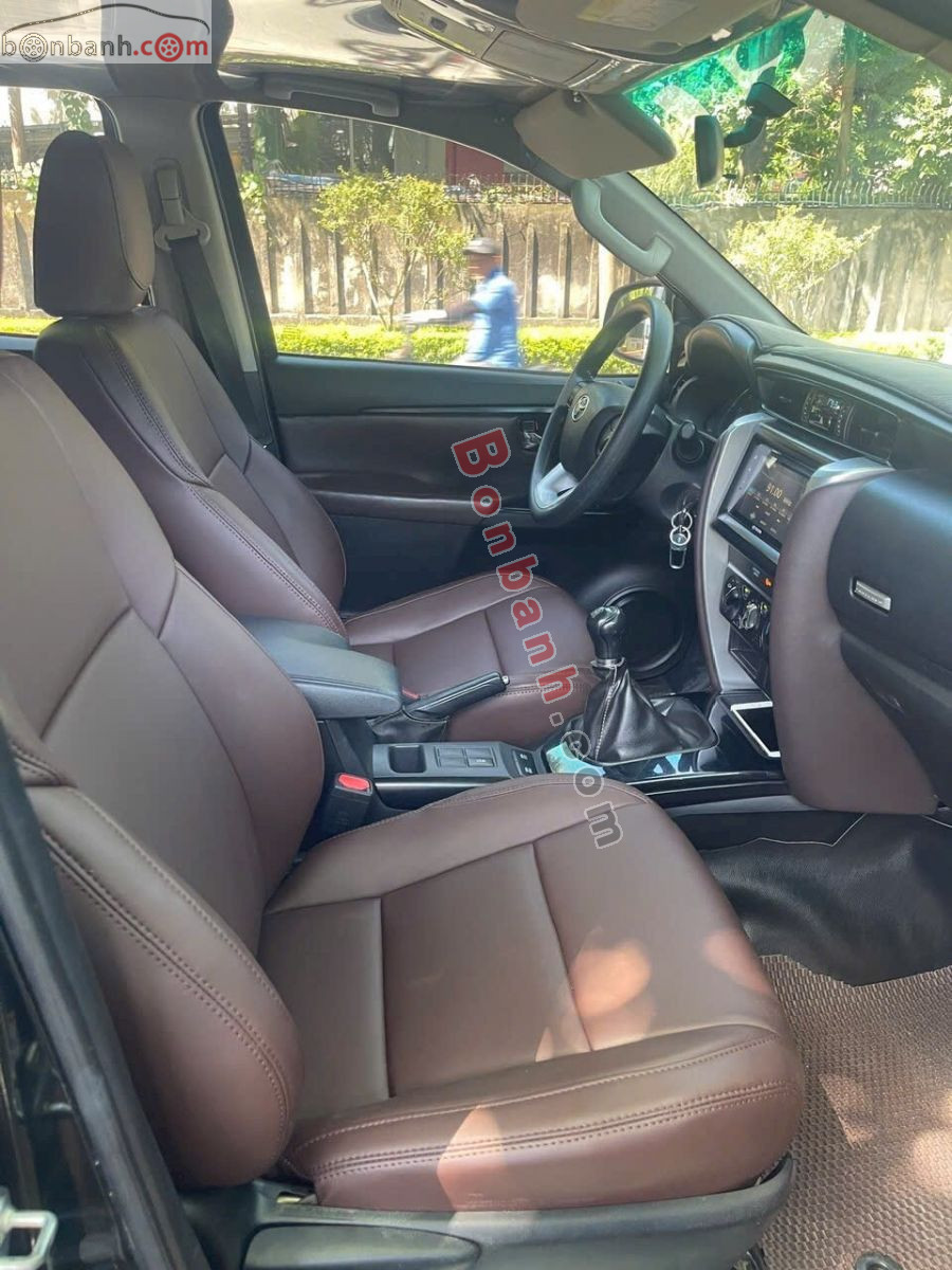 Bán ô tô Toyota Fortuner 2.4G 4x2 MT - 2019 - xe cũ