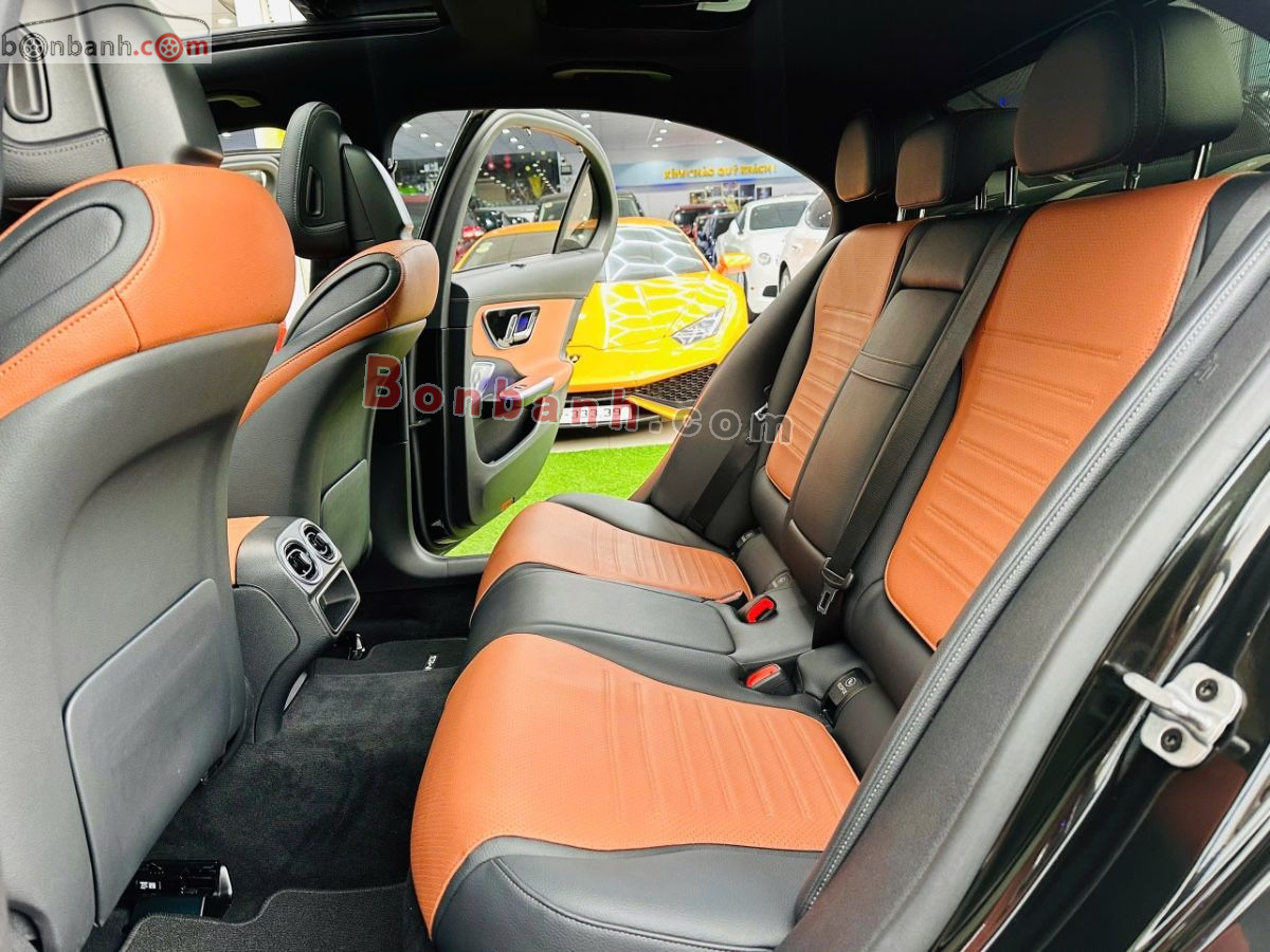 Bán ô tô Mercedes Benz C class C300 AMG - 2022 - xe cũ