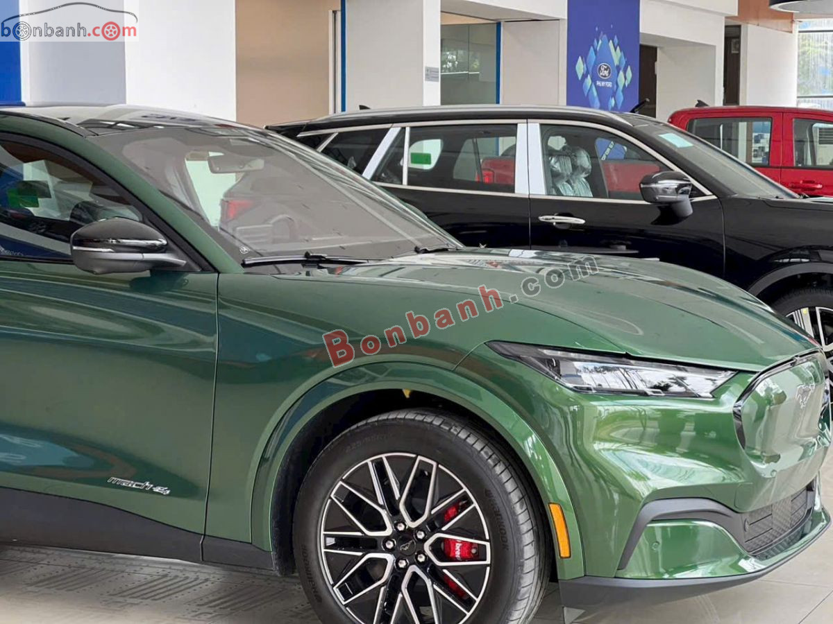 Bán ô tô Ford Mustang Mach-E Premium AWD - 2025 - xe mới
