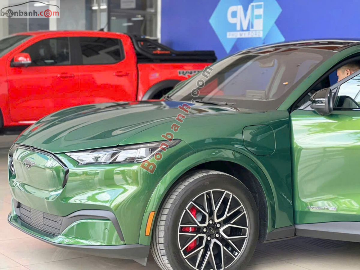 Bán ô tô Ford Mustang Mach-E Premium AWD - 2025 - xe mới