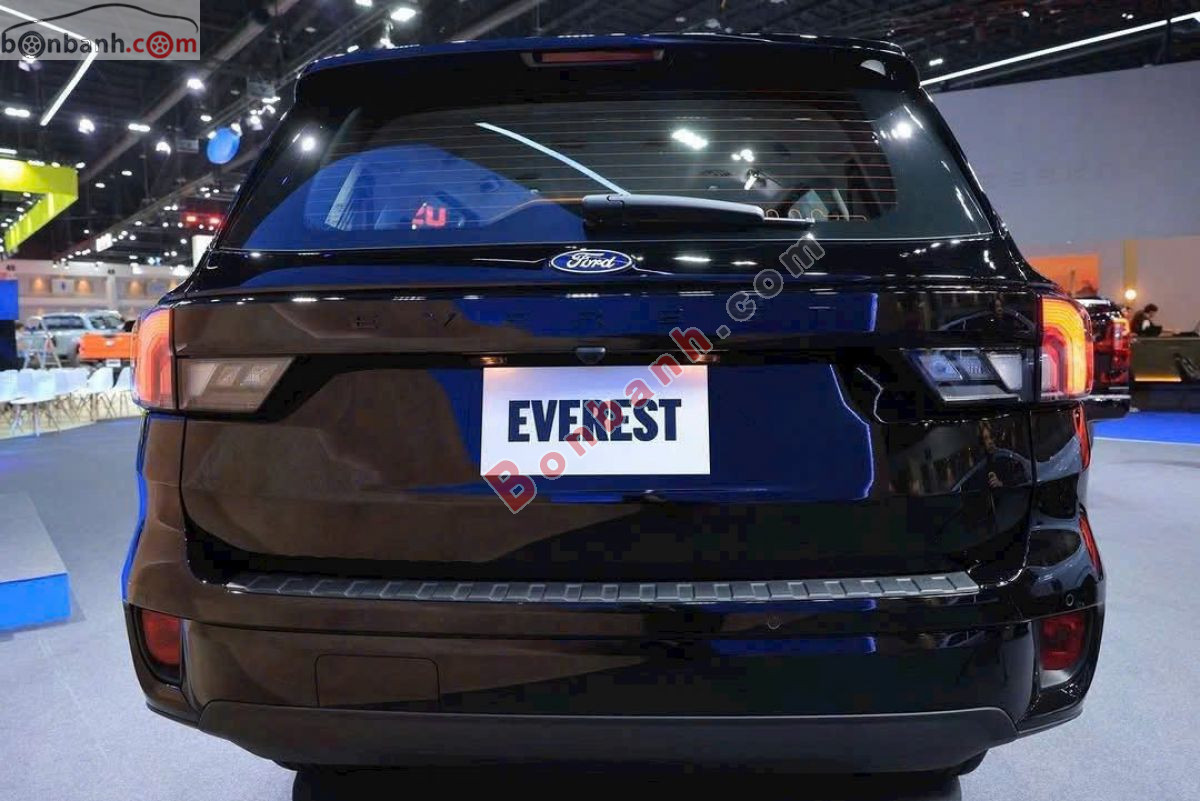 Bán ô tô Ford Everest Active 2.0L 4x2 AT - 2026 - xe mới