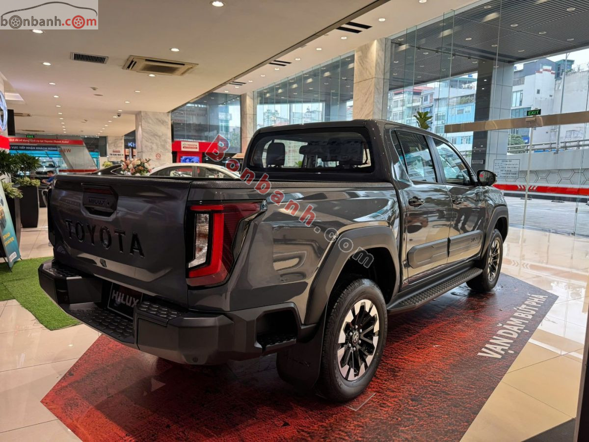 Bán ô tô Toyota Hilux Trailhunter 2.8L 4x4 AT - 2026 - xe mới