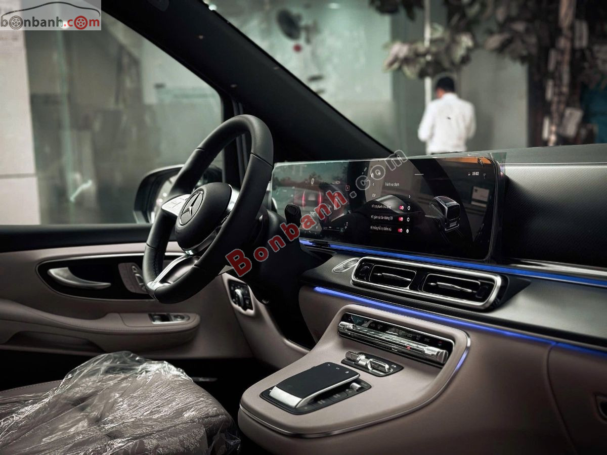 Bán ô tô Mercedes Benz V class V300 AMG - 2026 - xe mới